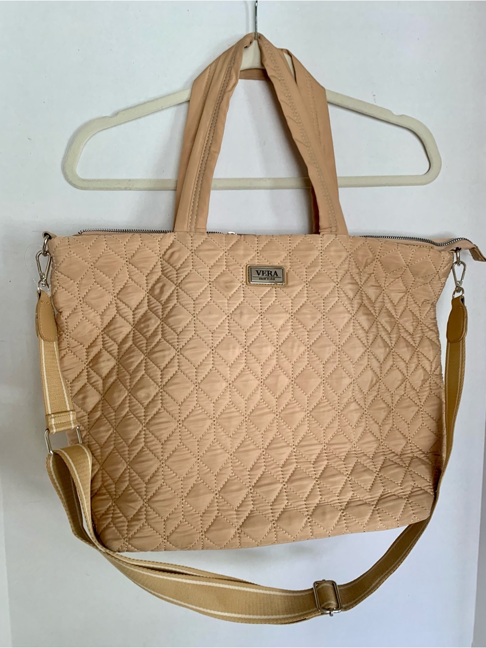 Vera New York tote shoulder purse